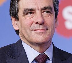 François Fillon Fortune